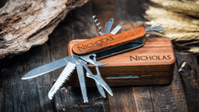 Versatile World of Folding Knives and Multi-Tools: Your Everyday Outdoor Companion