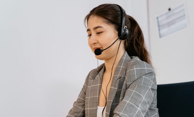 corporate hotline for tech